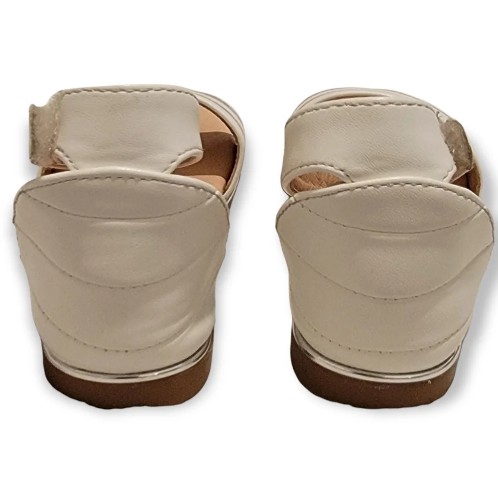 Tahari white little girls Flats Size 6